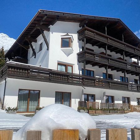 Quality Hosts Arlberg - Afoch Fei - Das Landhaus St. Anton am Arlberg Eksteriør bilde