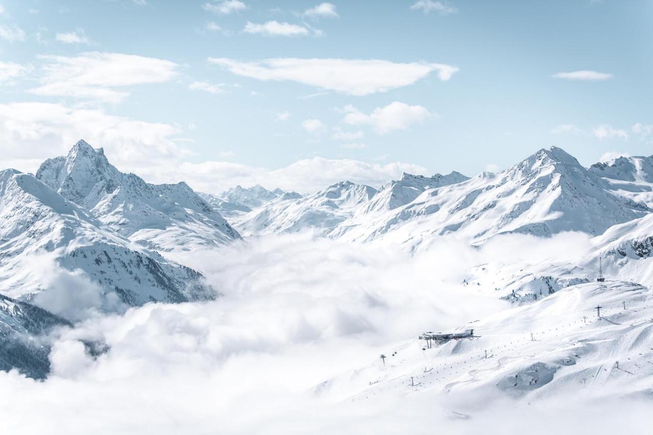 Quality Hosts Arlberg - Afoch Fei - Das Landhaus St. Anton am Arlberg Eksteriør bilde
