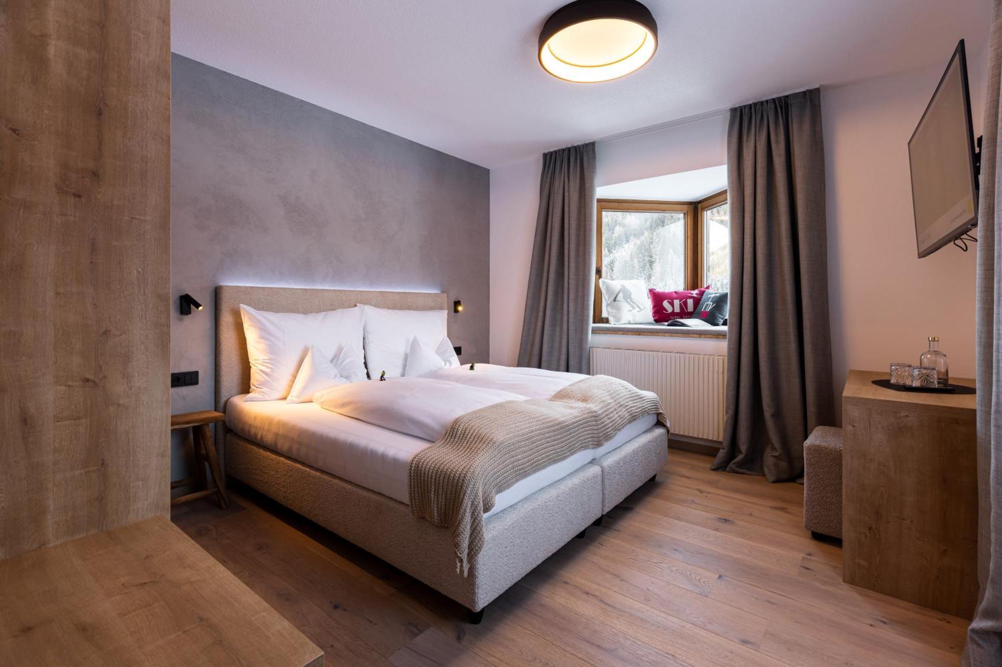 Quality Hosts Arlberg - Afoch Fei - Das Landhaus St. Anton am Arlberg Eksteriør bilde