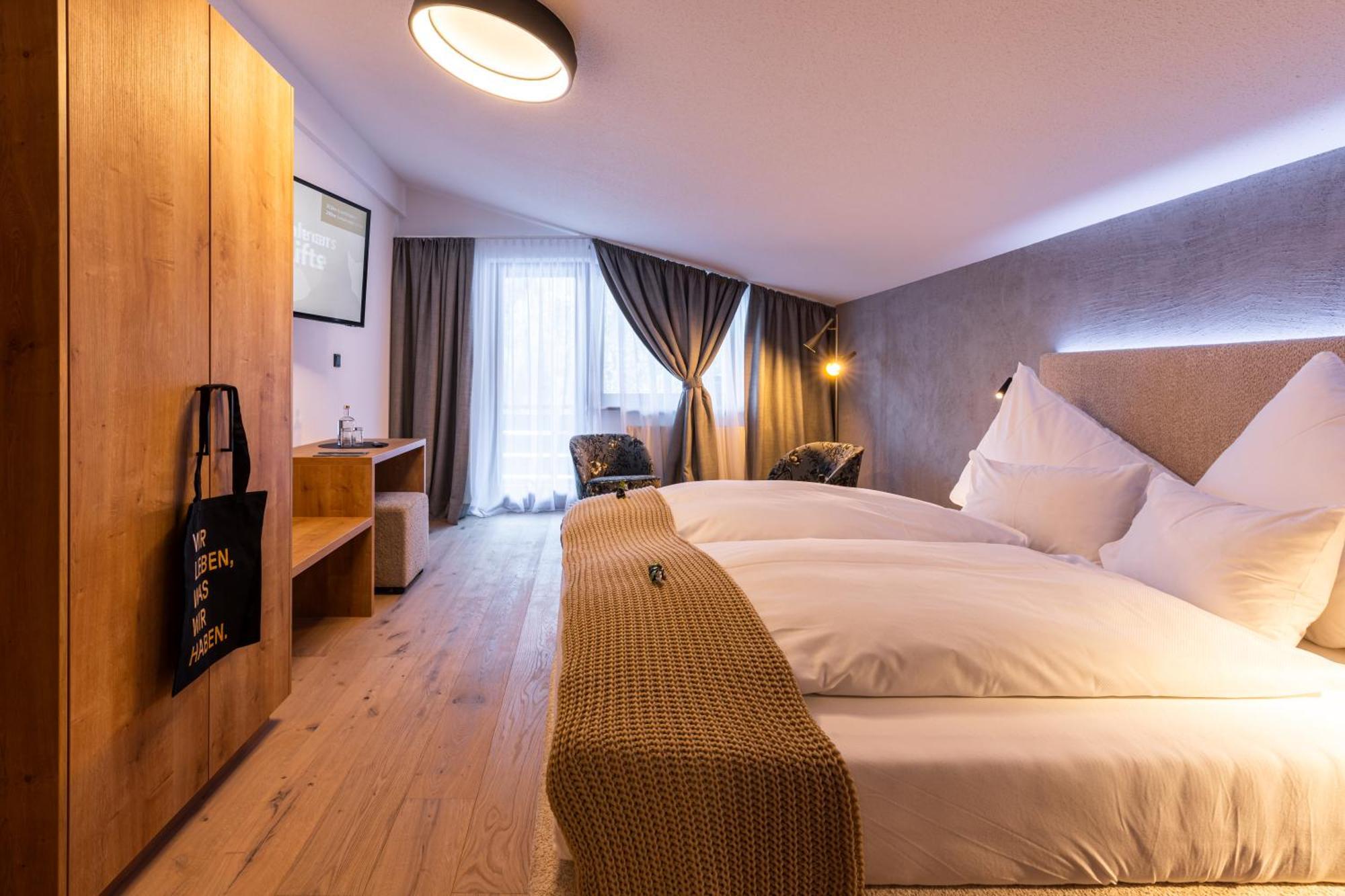 Quality Hosts Arlberg - Afoch Fei - Das Landhaus St. Anton am Arlberg Eksteriør bilde